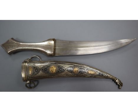An Arab dagger