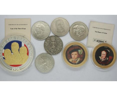 Mixed collectors edition proof and circulated crowns and commemoratives. UK P&amp;P Group 1 (£16+VAT for the first lot and £2