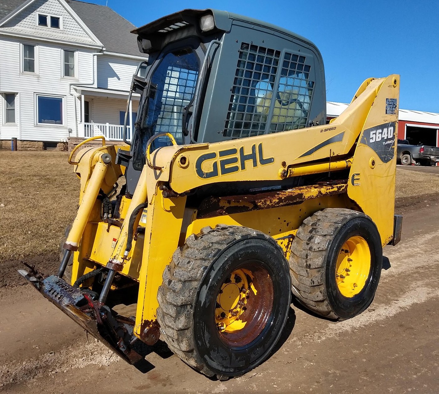 Gehl 5640 Skid Steer, ESeries, Turbo, 2spd., Cab, Hydro Loc, Aux. Hyd