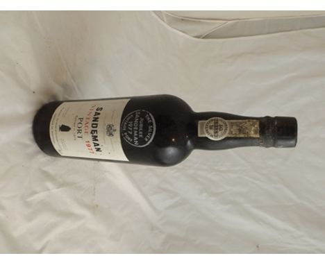 SANDEMAN 1977 Vintage Port, 1 bottle
&nbsp;
