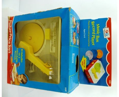 A 1970`s FISHER PRICE RECORD PLAYER in original vendor`s box
&nbsp;
