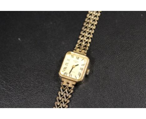 A HALLMARKED 9CT GOLD ROTARY QUARTZ WRISTWATCH - APPROX WEIGHT 12.1G