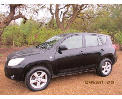 Make &amp; Model: Toyota Rav4 XT4 D-4DDate of Reg: NL06 UZYColour: Blackcc: 2231MoT: 05-05-2022Fuel Type: DIESELMileage: 126k