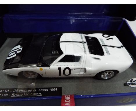 Le Mans - Slot Car in 1:32 Scale - Ford Gt No. 10 - 24 Hour Du Mans 1964. Drivers - Hill McLaren. Appears mint in presentatio