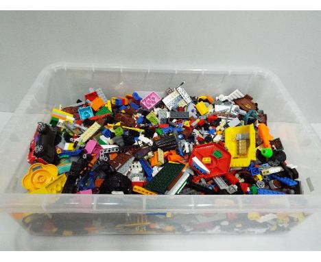 Lego / Various - Plastic tub filled with Lego and other spurious toys / builder bricks. 5.9 Kg is the total weight including 