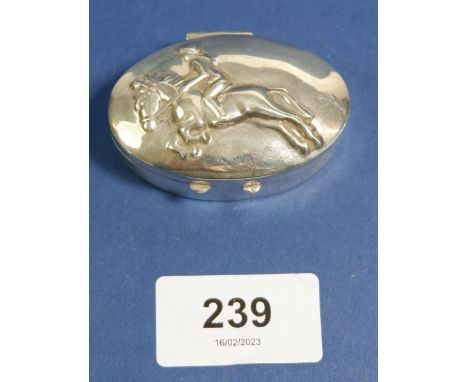 A silver oval trinket box embossed horse, 5.7cm wide 