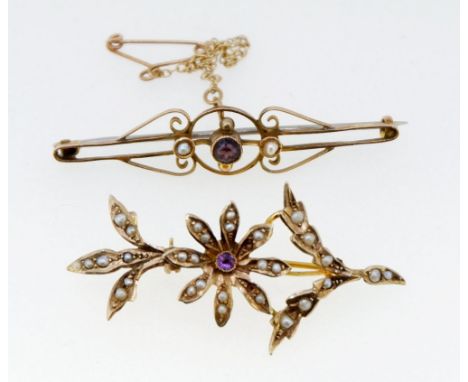 Two Edwardian 9 carat gold and seed pearl bar brooches, 5.9g