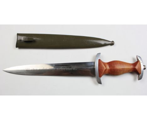 German NPEA students dagger in correct apple green painted scabbard, blade inscribed "Mehr sein als scheinen" by Karl Burgsmu