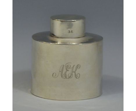 A George V silver oval tea caddy, quite plain, push-fitting cover, 9cm high, S Blanckensee & Co Ltd, Birmingham 1917
