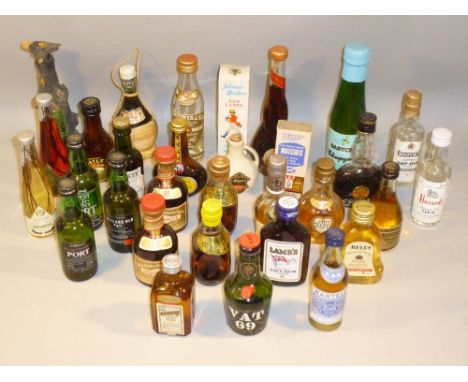 QUANTITY OF VINTAGE MINIATURES INCLUDING WHISKY, GIN, PORT, LIQUEURS ETC. [APPROX. 30]