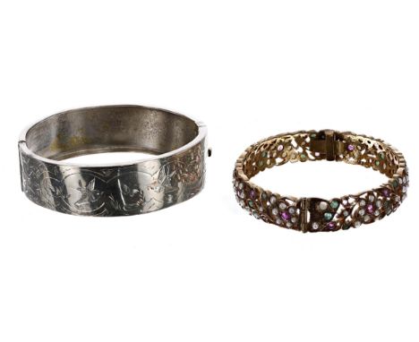 Low grade yellow metal pearl and gen set bangle, 26.2gm (tests as 5ct approx); with a silver engraved hinged bangle, 16.8gm (