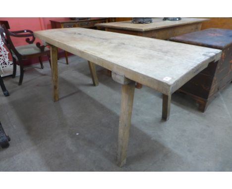 A French fruitwood pig bench