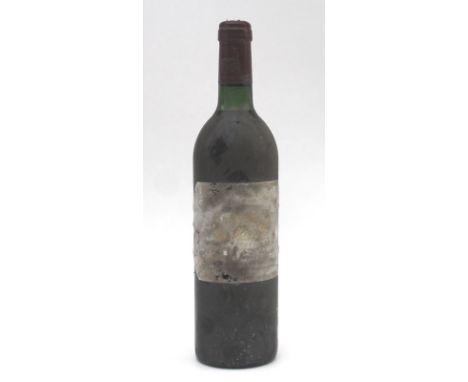 Vintage Wine: a bottle of Chateau Margaux, 1981, Margaux, Premier Grand Cru Classe, label in poor condition, U: base neck.Pro