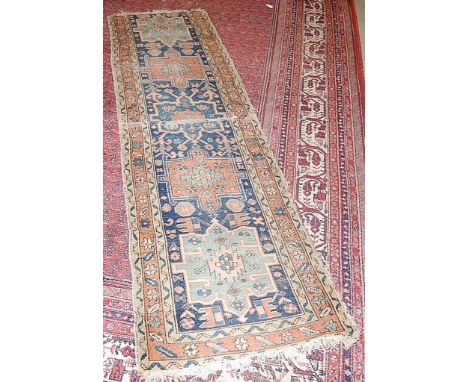 CARPET RUNNER (CAUCASAIN VERY WORN)