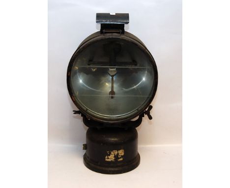 LARGE GAS "FLOOD LIGHT PROJECTOR" MADE BY HENDON WITH ORIGINAL INSTRUCTION LABEL TO THE REVERSE (COLLECTORS ITEM ONLY) 