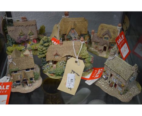 A collection of six Lilliput Lane cottages, a Sunderland Lustreware part tea service, one handle broken, a pair of vases, and