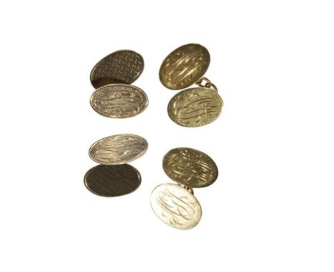ASPREY: PAIR OF GENTLEMAN'S 18CT YELLOW GOLD CUFF LINKS of oval monogrammed form, with chain connections. In a fitted "Asprey