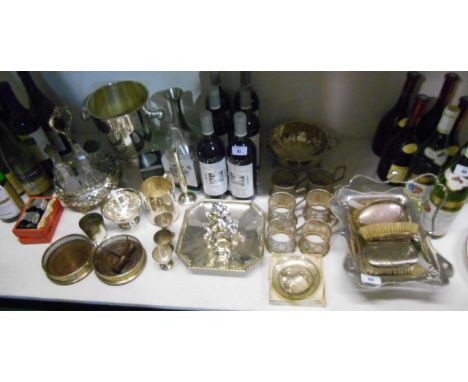 A Large Quantity of Silver Plate Item to include a pair of wine coasters, napkin rings, a set of six pierced toddy holders, v