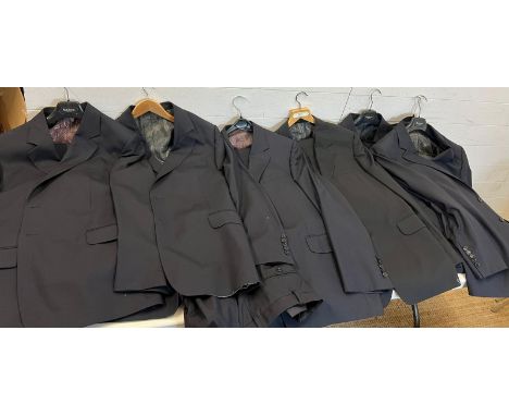 Six Paul Smith The Willoughby gentlemans suits in Navy blue and black, in size 44 R 