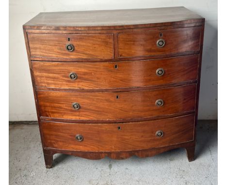 Bow chest of drawers two short over three long and ring pull handles (H102cm W106cm D55cm)