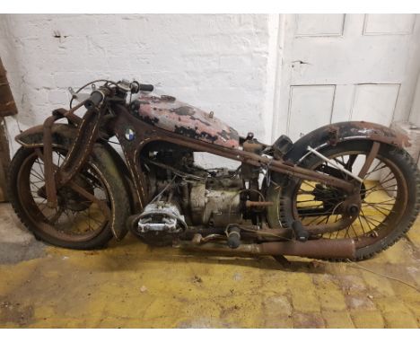 A BMW R Vintage motorcycle, no keys, no documents.