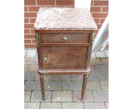 French inlaid bedside cabinet with ormolu mounts &amp; marble top: Complete with original ceramic lined interior, with drawer