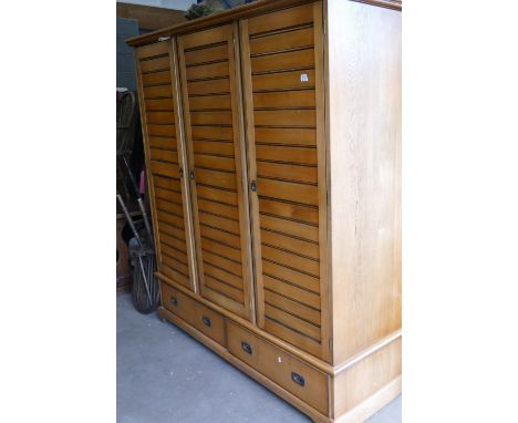 Quality Birchendale Furnishers Light Oak Triple Wardrobe: 178 x 196 x 59cm 