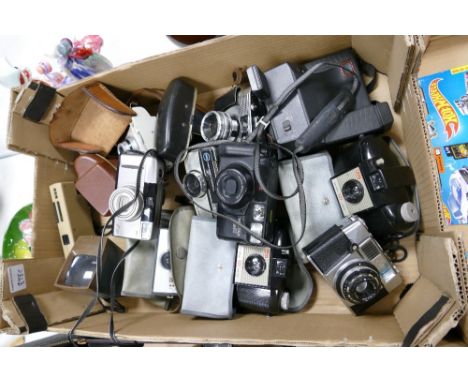 A collection of vintage camera equipment to include: Canon Z115, Pentax Zoom 90, Brownies, Agfa etc 