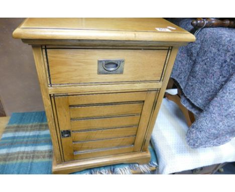 Quality Birchendale Furnishers Light Oak Bed side Cabinet: height 62cm, width 45cm and depth 46cm 