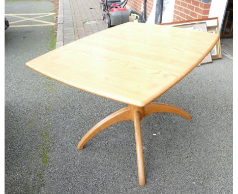 Ercol Mid Century Light Coloured Extending Table: 