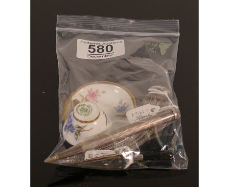 A collection of collectable items: comprising Silver propelling pencil, Silver miniature trowel, Silver top scent bottle and 