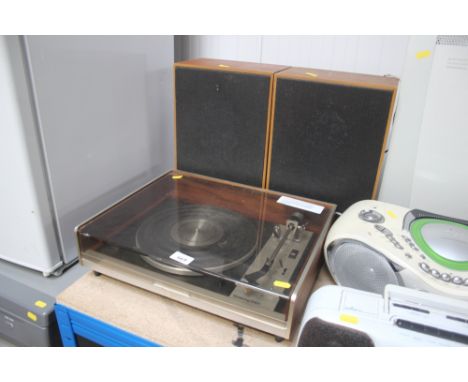 A Goldring G101 turntable with a pair of speakers sold as collectors item 