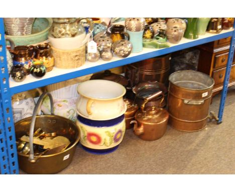 Copper kettles, planter, pan, urns, brass jam pan and brassware, chamber pot, jug and planters