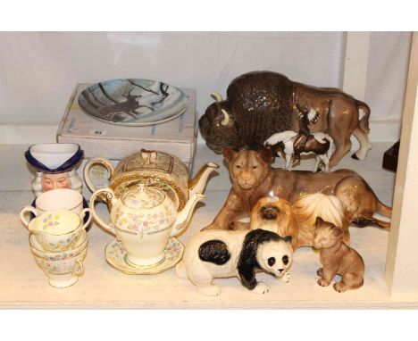 Collectors plates, Melba Ware bison, tigress and panda, Sadler teapot, etc