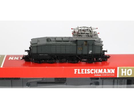 Fleischmann HO DRG class E60 0-6-2 jackshaft electric shunting locomotive E60 08, with a single pantograph. With sound. In da