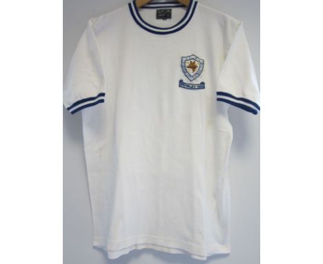 1963 LEICESTER CITY FA CUP FINAL SHIRT / GRAHAM CROSS        Leicester City players were issued 2 shirts for the 1963 Final v