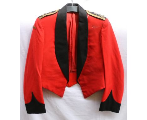 British Army dress uniform scarlet tunic or redcoat with bullion wire parachute wings shoulder badge and crown and triple ros