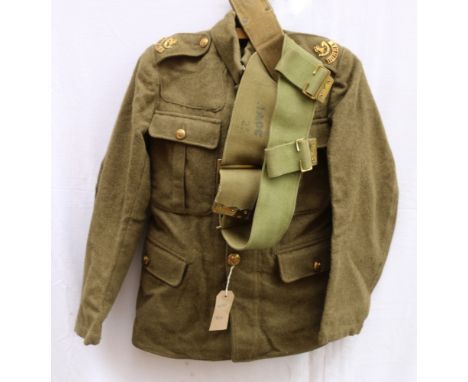 British Army dress uniform khaki green jacket with Durham Light Infantry DLI brass buttons, shoulder titles and badges, also 