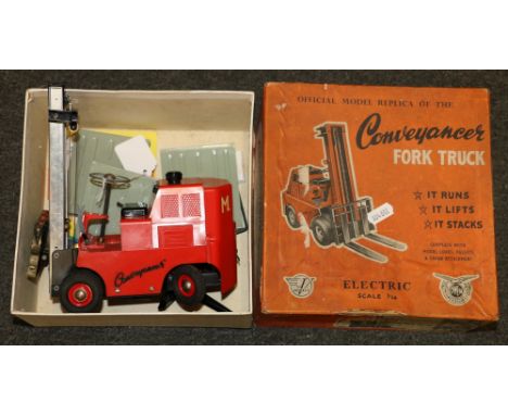 Owen Organisation V Models 1/14 scale electric conveyancer fork truck boxed&nbsp;&nbsp; 