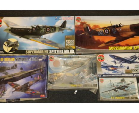 Airfix model kits including A50055 1:24 scale Supermarine Spitfire mkVb, 12055 1:24 scale Supermarine Spitfire mkVb, 10999 1: