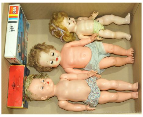 A mixed group to include 3x unboxed Dolls, boxed Lego 103 Set &amp; boxed Balance Scales. Conditions generally appear Fair to