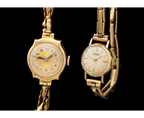 ROAMER - A 14ct cased lady's manual wind wristwatch with 9ct expanding bracelet. Signed 14mm silvered dial, signed 17 jewel m