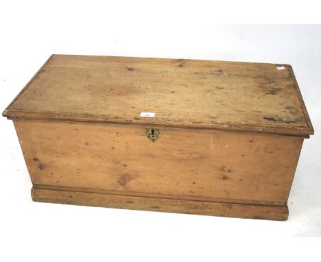 A 19th century pine trunk. L85cm x D38.5cm x H36.