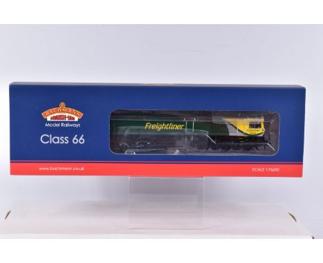A BOXED OO GAUGE BACHMANN BRANCHLINE MODEL RAILWAY Class 66, no. 66416 in Freightliner Powerhaul livery, item no. 32-981,  ap