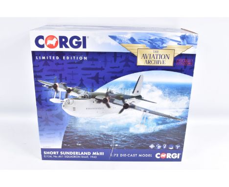 A BOXED CORGI LIMITED EDITION AVIATION ARCHIVE 1:72 SCALE SHORT SUNDERLAND MkIII DIECAST MODEL AIRCRAFT, EJ134 No.461 Squadro