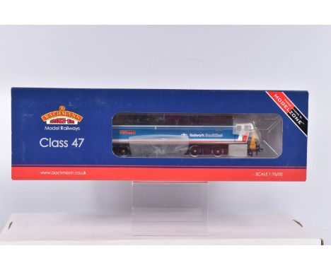 A BOXED OO GAUGE BACHMANN BRANCHLINE MODEL RAILWAYS Class 47, no. 47573 'The London Evening Standard' in Network Southeast Bl