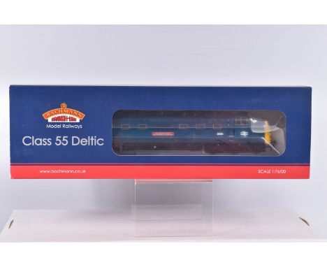 A BOXED OO GAUGE BACHMANN BRANCHLINE MODEL RAILWAYS Class 55 Deltic 9005 'The Prince of Wales's Own Regiment of Yorkshire' in