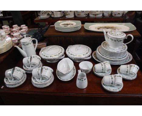 R C China of Japan Yvette pattern Dinner set 