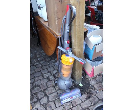 Dyson Light Ball Vacuum cleaner 