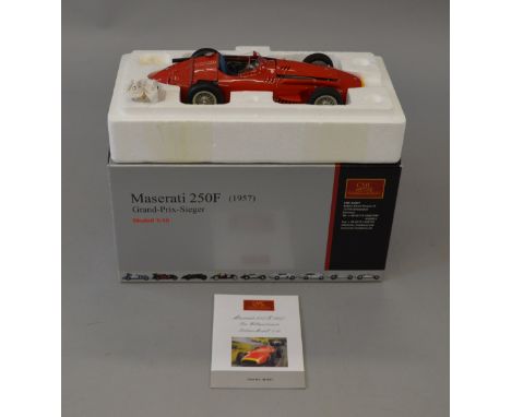 CMC M-051 Maserati 250F (1957) Grand-Prix-Sieger, 1:18 scale. E, boxed.